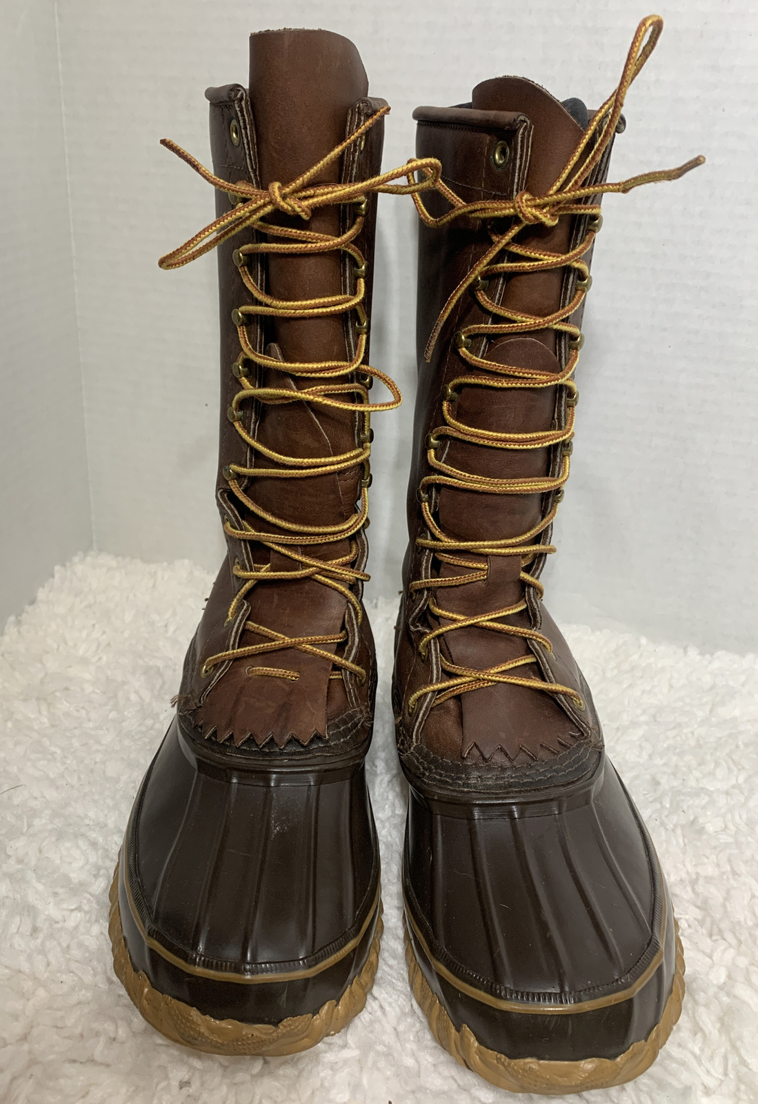 Schnee's Outfitter 13\