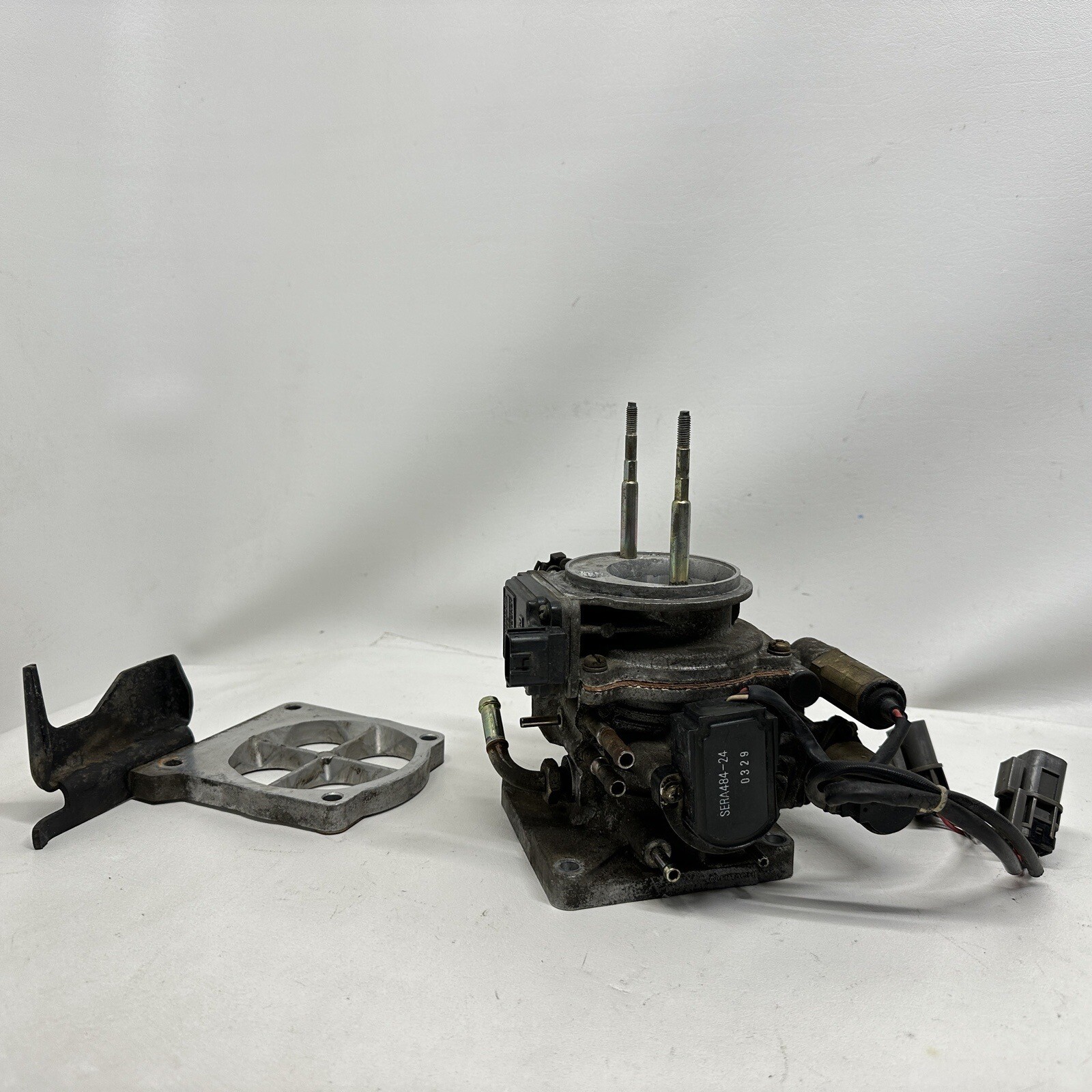 NISSAN D21 HARDBODY PICKUP TRUCK THROTTLE BODY ASSEMBLEY OEM 19901995