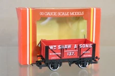 HORNBY R139 WILLIAM SHAW HUDDERSFIELD 7 PLANK 137 WAGON MINT BOXED of