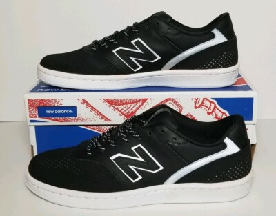 New Balance Men Size 9.5 Black New in Box   CT700CBK