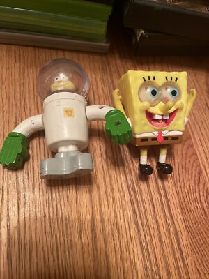 2002 Burger King Toy Sandy Cheeks Karate Chop And SpongeBob Toy Lot Of 2 A5