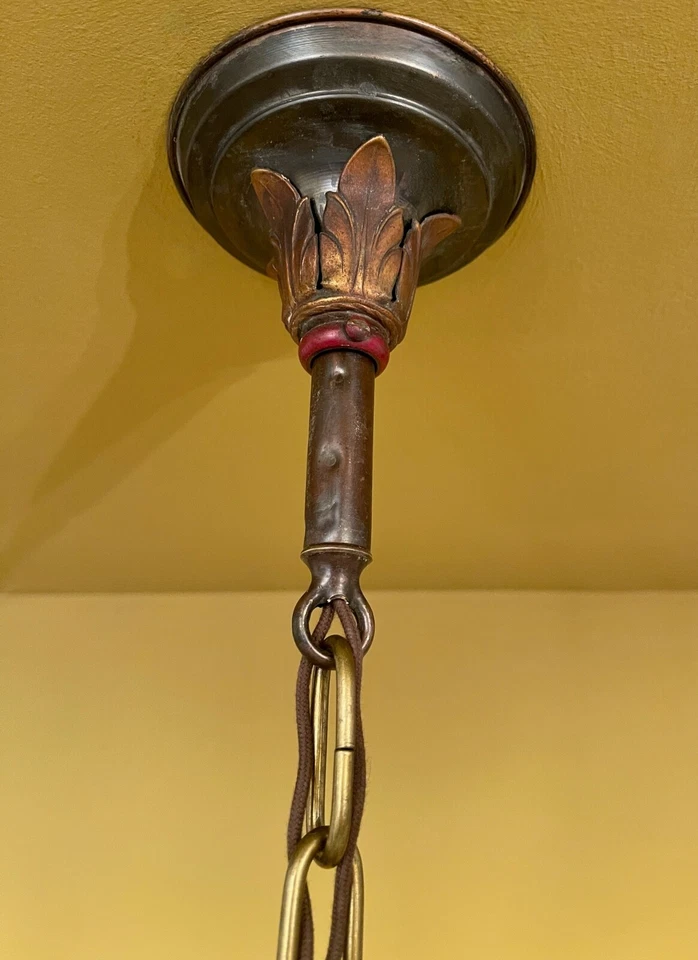 Lámpara de araña vintage de 5 brazos estilo correa negra vintage Lighting años 20. Foto 4 de 4