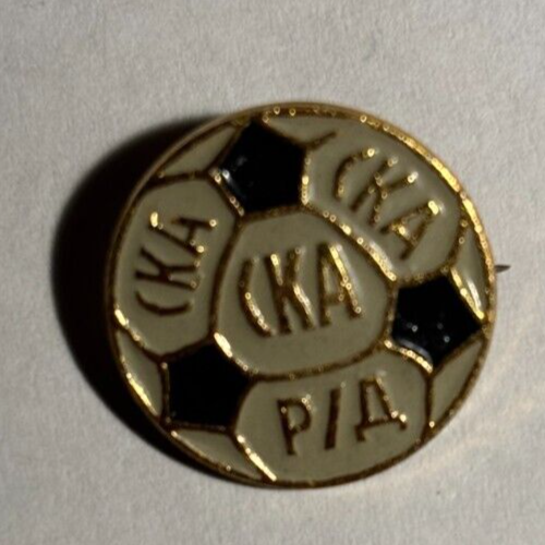 Pin's FC Dongazdobycha (Russie) – Insigne Métal Football – Revers