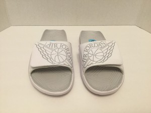 grade school jordan slides