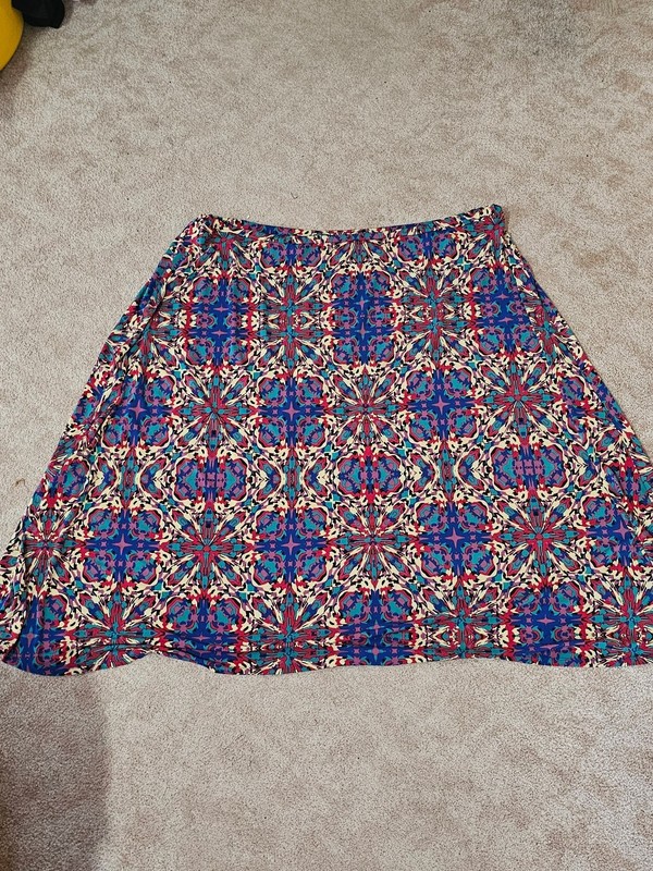 Womens Plus Size 28 Multi Color Stretch Skirt