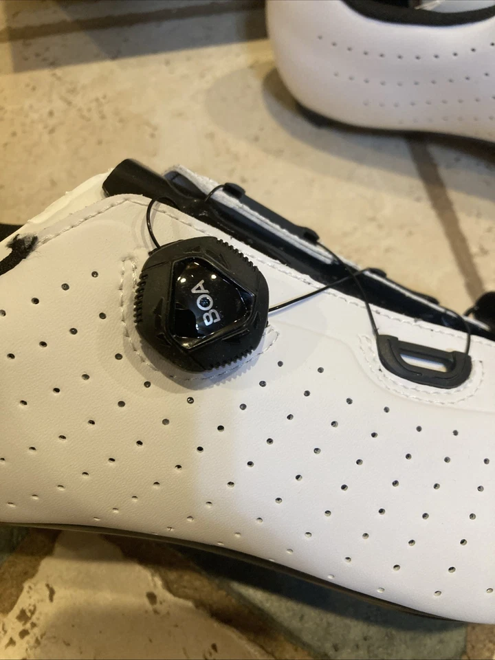 Zapatos de ciclismo Fizik Tempo Overcurve R5 para hombre BOA blanco/negro talla US 12 1/4 EU 46 Foto 4 de 4