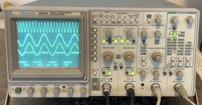 Tektronix 2247A Four Channel 100 MHz Analog Oscilloscope Counter/Timer