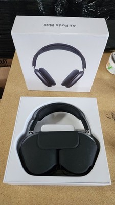 Apple AirPods Max with Smart Case Midnight Black, USB-C