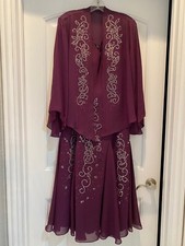 Mid length formal dress size 14 Maroon