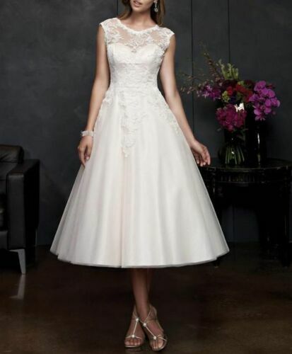 whose wedding dress did lindka cierach design Stunning Vintage Designer Lindka Cierach Hand-Embellished Ivory Wedding  Dress