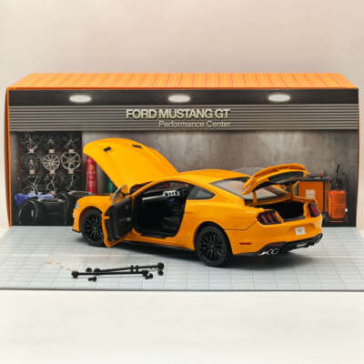 DM 1/18 Scale Model Replicas GT 2019 Orange Fury RHD Diecast Gifts