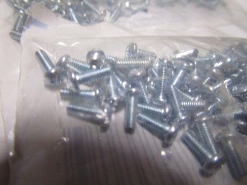 #2-56 x 1/4" Phillips Drive Pan Head Zinc Finish Steel Machine Screw QTY 200 - Picture 2 of 3
