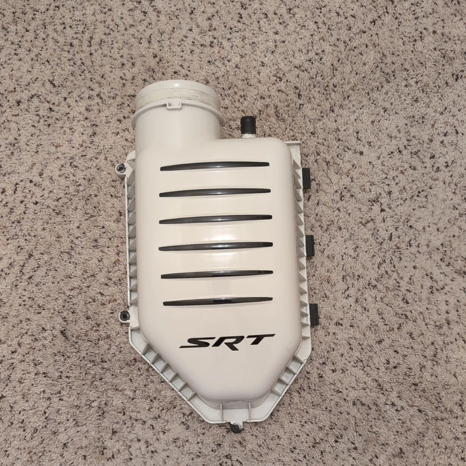 Dodge Challenger / Charger SRT 392 / Paquete Scat Tapa de caja de admisión de aire pintada Foto 2 de 4