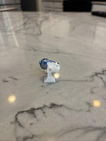 LEGO 2009 Star Wars Clone Wars Minifigure Astromech Droid R2-D2 sw0255 8037