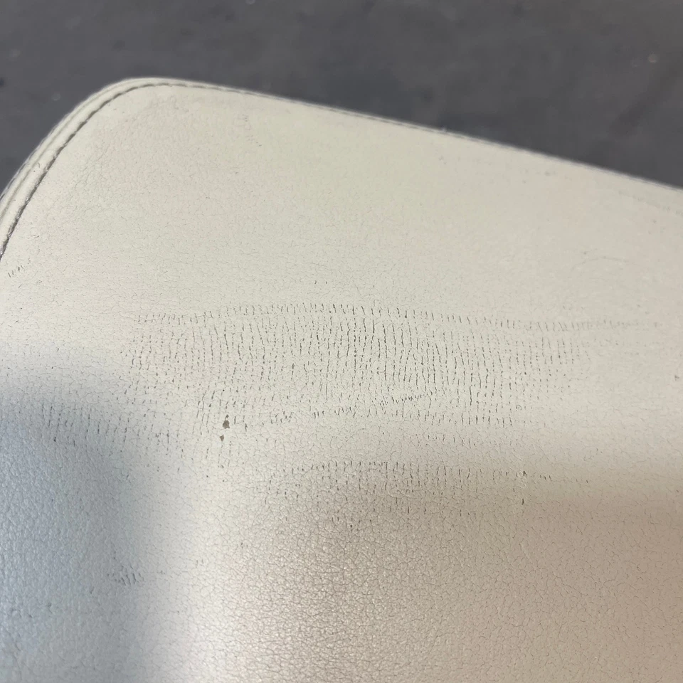 2006-2013 Lexus IS250 IS350 Console Central Apoio de Braço Tampa Capa Couro OEM Bege - Imagem 4 de 4