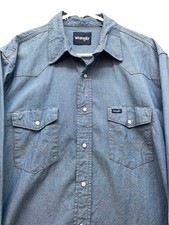 Vintage Wrangler Denim Pearl Snap Shirt Men  s Western Yoke Blue 80s