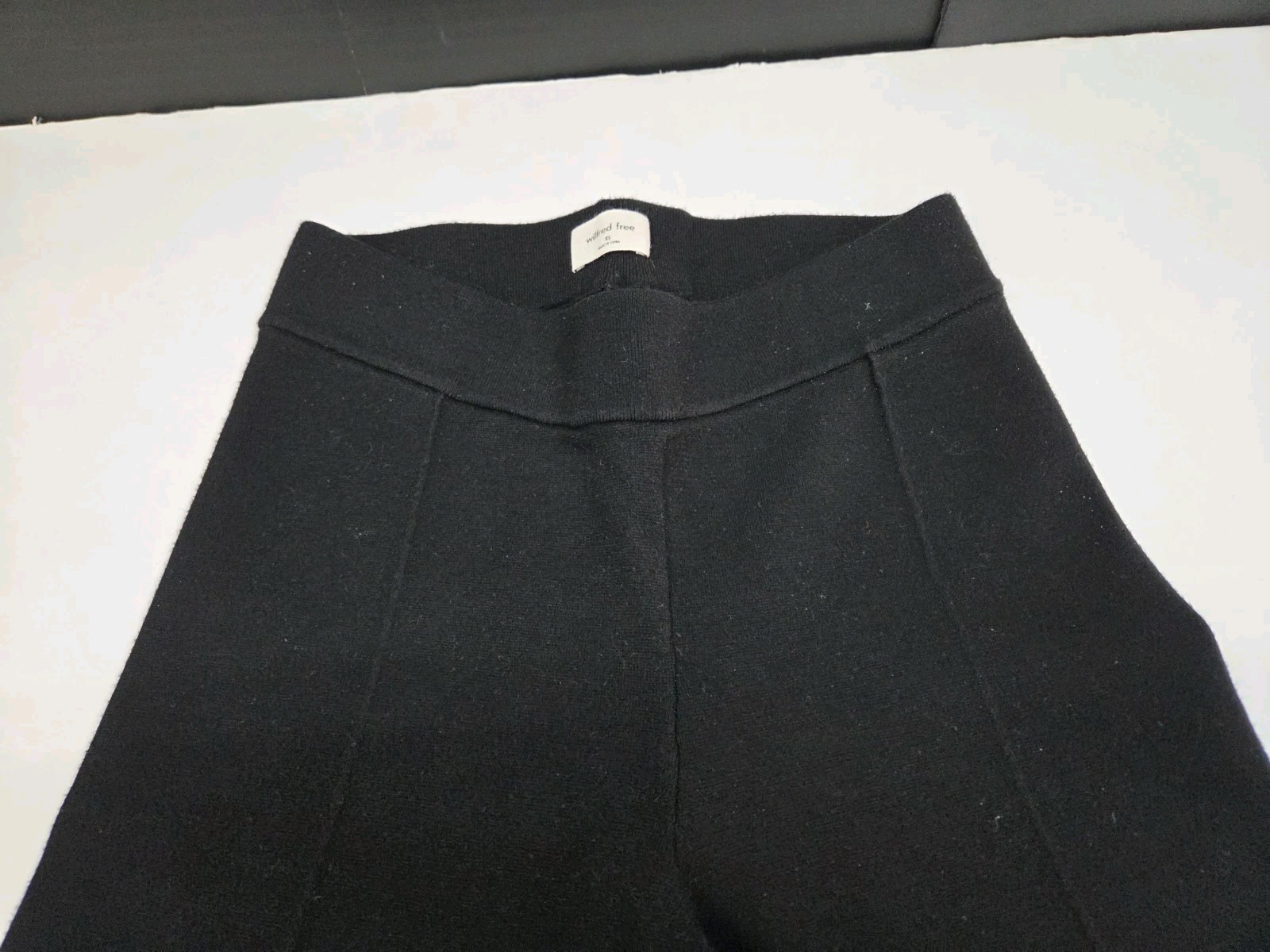 Aritzia Wilfred Effortless Pants Womens Black Pleated Wide Leg XS #8171