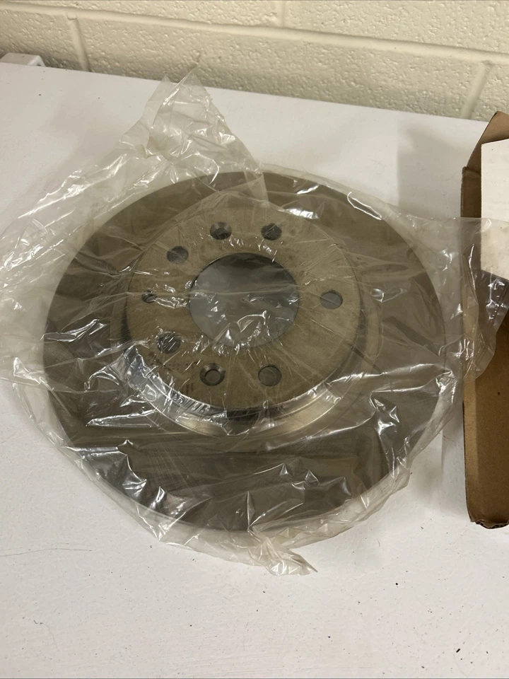 Rotor de freno trasero Professional Grade Plus SB-980172 Mazda Mx-5 Miata 12-15 Foto 3 de 3