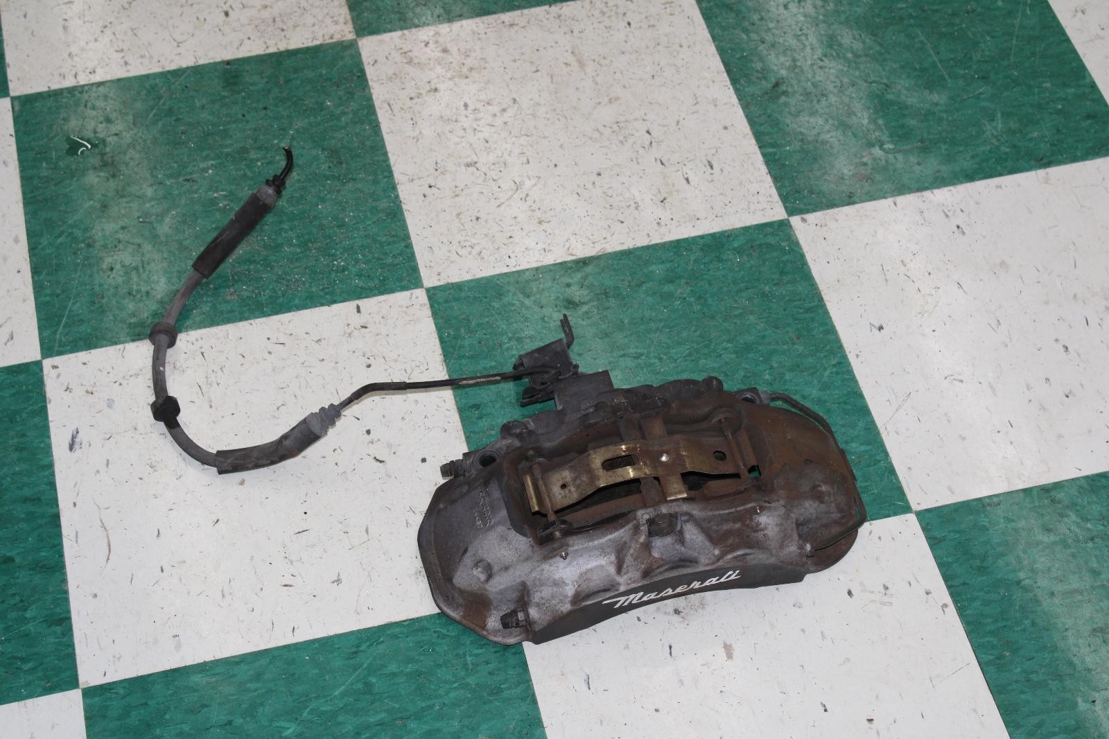 14-20 Ghibli 3.0L RWD Silver Painted Driver LH Front LF Brembo Brake Caliper OEM
