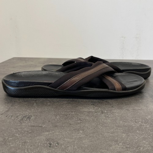 Sandalias cruzadas Prada para hombre con logotipo en relieve negras EU 42 / UK 8 - Imagen 11 de 15