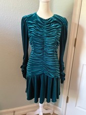 ML Monique Lhuillier Vintage Ruched Velvet Mini NWT Size 2