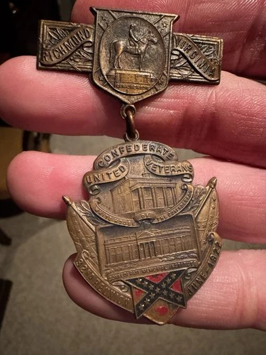Rare 1922 Richmond, Virginia Confederate Reunion Pin Badge