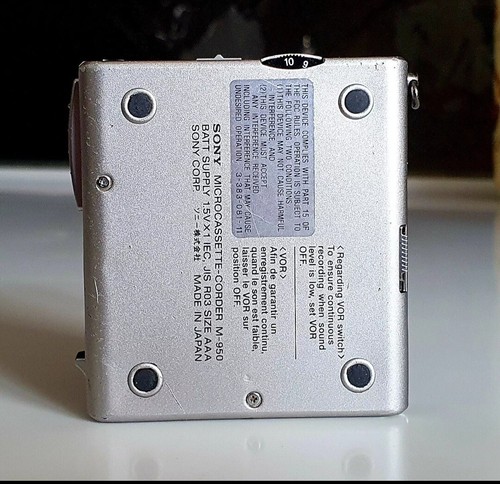 SONY M-950 Micro Cassette Recorder Dictaphone World smallest Auto.R Collectable - Picture 3 of 10