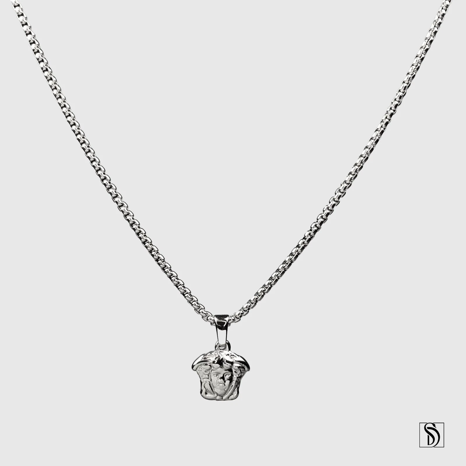 Collier argent mini méduse fait main créature mythique grecque collier pendentif