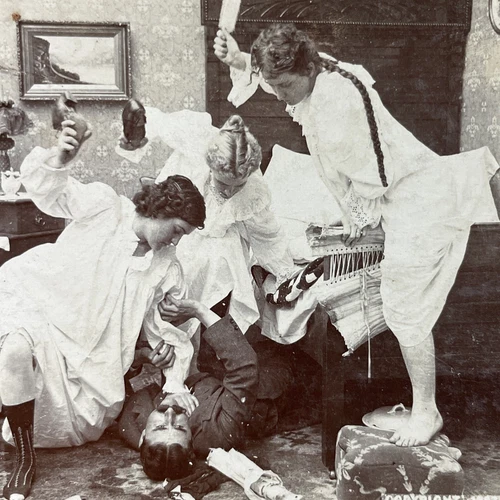 Antique 1897 Women Beat Man For Spying On Them Stereoview Photo Card P3467 - Picture 1 of 5