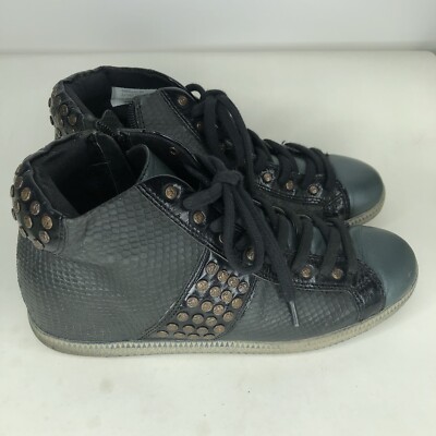 otbt ankle boots women size 9M black Leather Casual Booties Lace Up Sneakers
