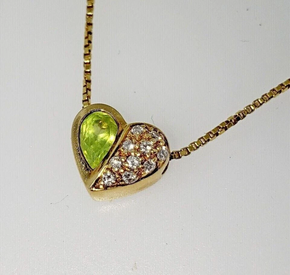 Heart Shape 1.26Ct Pear Cut Lab -Created Peridot Pendant 925 Sterling Silver  - Image 2 of 4