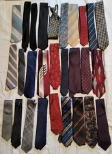 Lot of 23 Vtg Designer And Other Neckties Silk Poly Cott Nice Variety of Brands 
