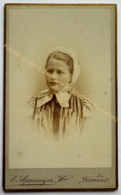 orig. CDV Foto Fotografie alt Bild Frau Dame Mode um 1890 Herrnhut
