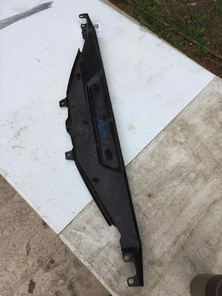 13 BMW 528I Radiator Support - Image 2 of 2