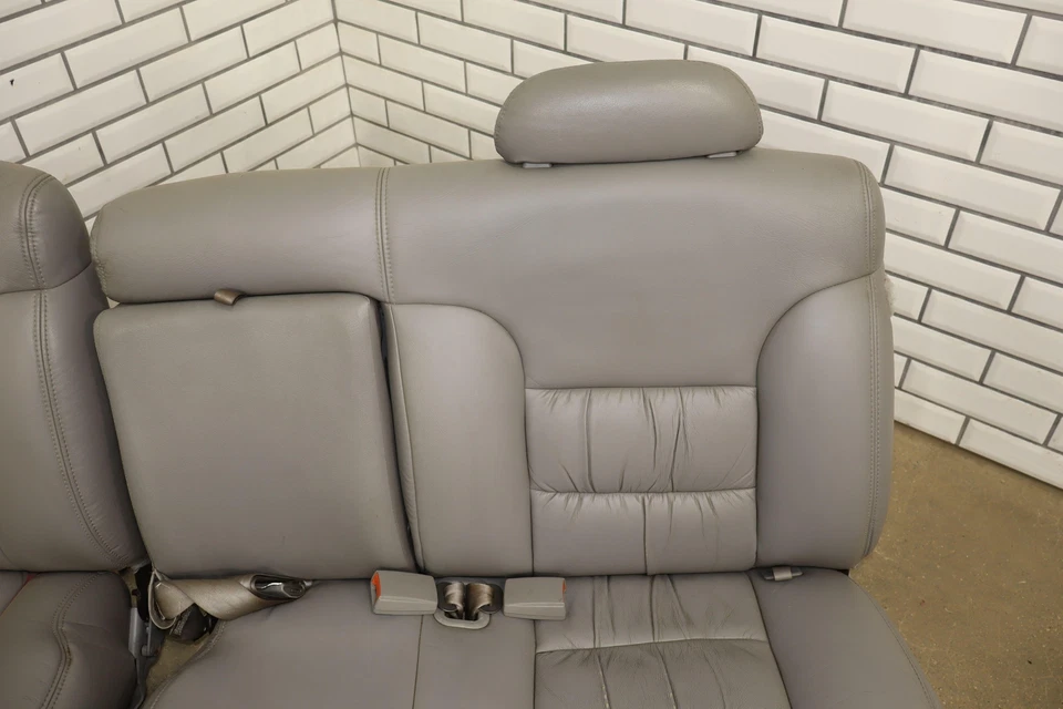 95-99 Chevy Suburban GMT400 2nd Row Leather Bench Seat (Gray 132) — 第 4/4 张图片