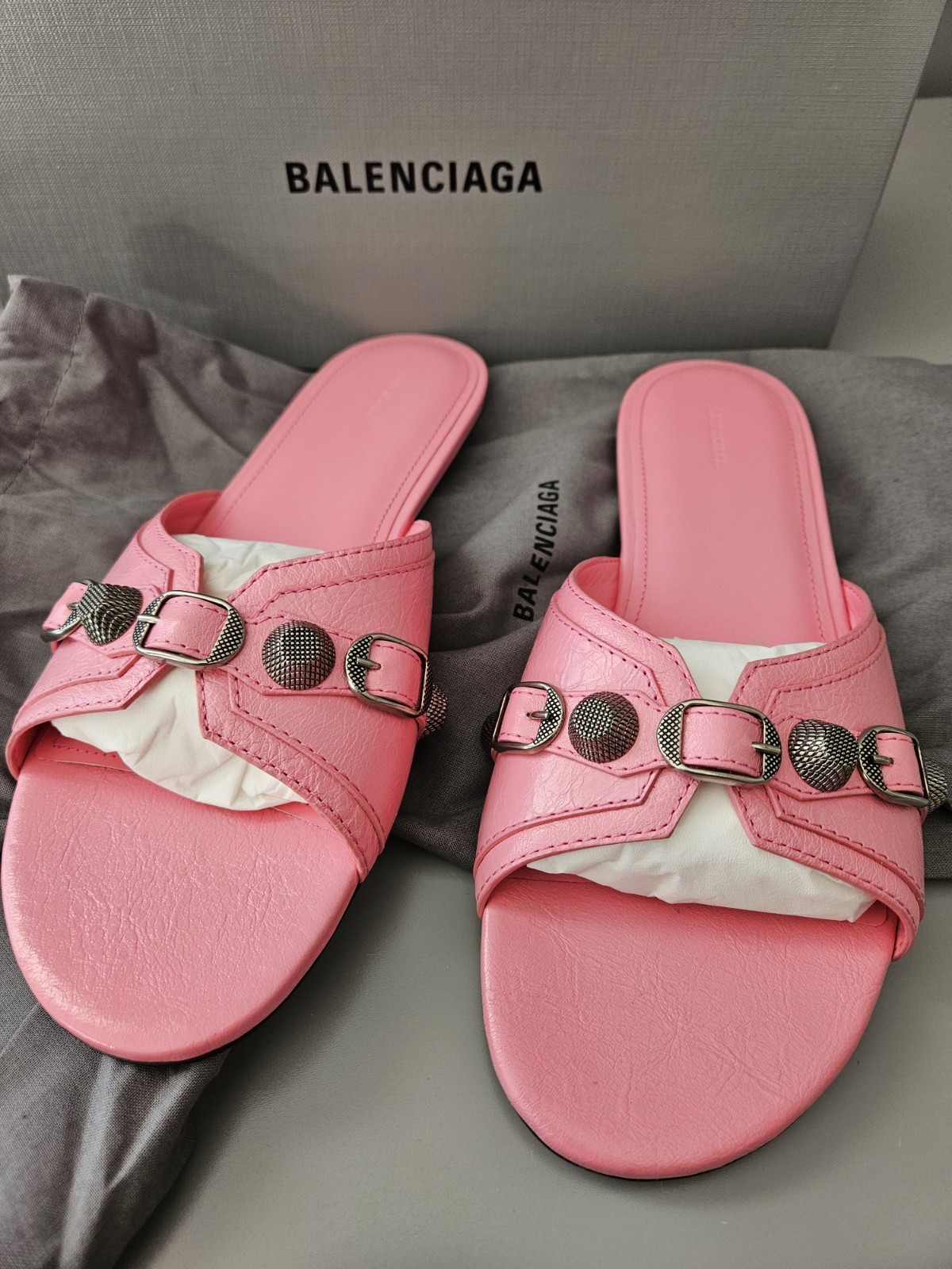 Balenciaga Womens Cagole Sandal Flat Pink Size EU41 US10/ 10.5 thumbnail 4