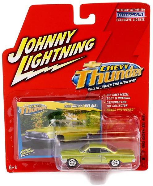 1:64 Johnny Lightning 1962 Chevy Bel Air Green Metallic Chevy Thunder-image