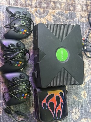 Microsoft Original Xbox Console Bundle w/ 3 Wired Controllers & Games NTSC-U/C