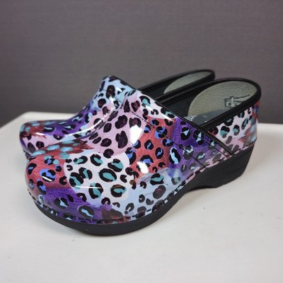 Dansko XP 2.0 Leopard Print Patent Leather Clogs Sz 5.5 US Womens 36 EU Multi...