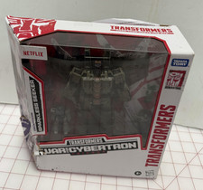 TRANSFORMERS War For Cybertron Trilogy Sparkless Seeker New Damaged Package