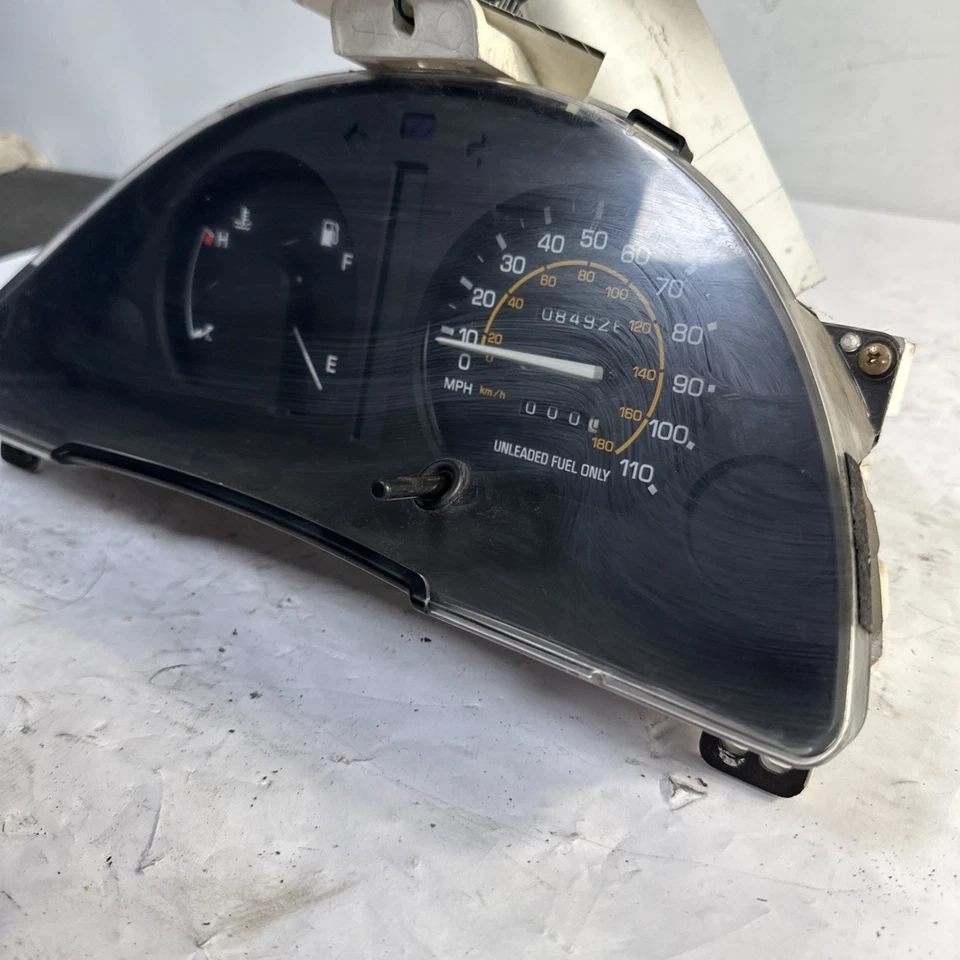 93-94 Toyota Tercel Speedometer Cluster 257-61648A G2 Foto 3 de 4