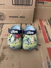 Crocs For Kids Size 6 Pre Owned Blue
