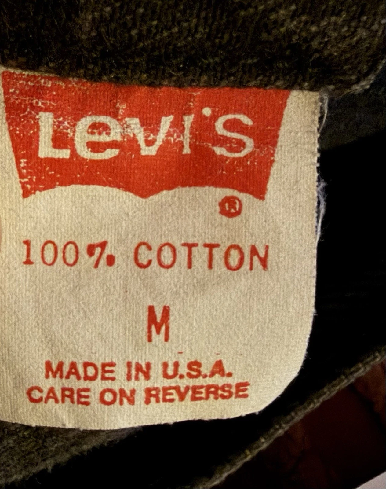 Vintage 70s 80s Levis Black Denim Trucker Jacket Size Med Made in USA - product detail image 4