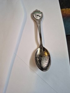 NEW SOUVENIR SPOON   ALOHA FROM HAWAII  WITH HAWAII MAP INSIDE SPOONBOWL