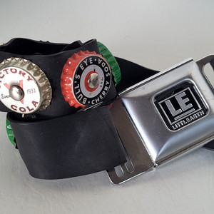 Vtg Little Earth Recycle Black Rubber Belt with Bottle Cap Accents Little earth seat belt - Gem main image 4