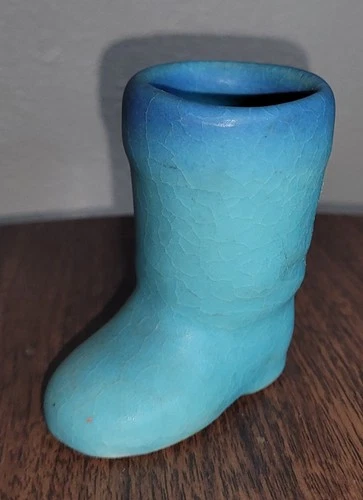 EARLY VAN BRIGGLE POTTERY BOOT 2 5/8" X 2 1/8" OPENING 1 1/2" TOOTHPICK