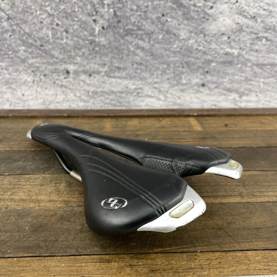 Sillín de bicicleta de carretera Specialized Ruby Seat 143 gel geometría para mujer Ti titanio Foto 4 de 4