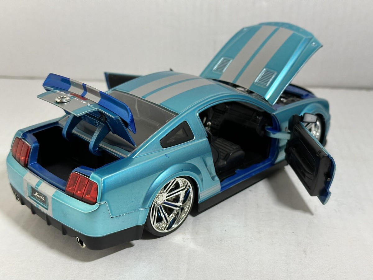 JADA BIGTIME BTM 2008 FORD SHELBY GT-500KR CANDY BLUE 1:24