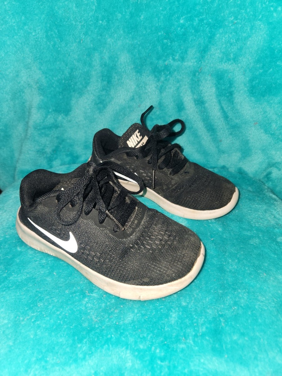 Nike Kids Shoe, Size 11 C, Free RN 2016 Low Black And White