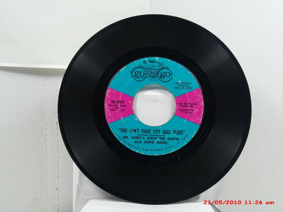 DR.WEST'S MEDICINE SHOW AND JUNK BAND-(45)-A-THE EGGPLANT THAT ATE CHICAGO- 1966 - Image 2 of 2